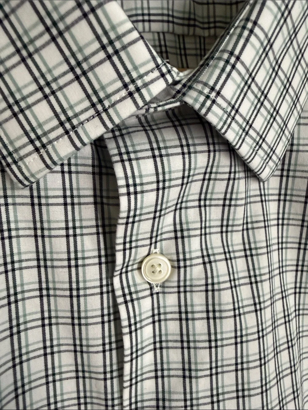 Banana Republic Men's Wrinkle-Resistant Dress Shirt - Green Check (Athletic Fit)